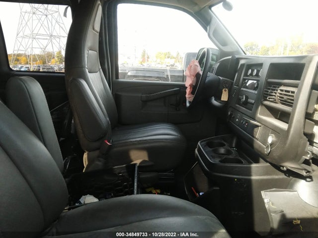 2018 Chevrolet Express, VIN: 1GAZGNFP2J1311454