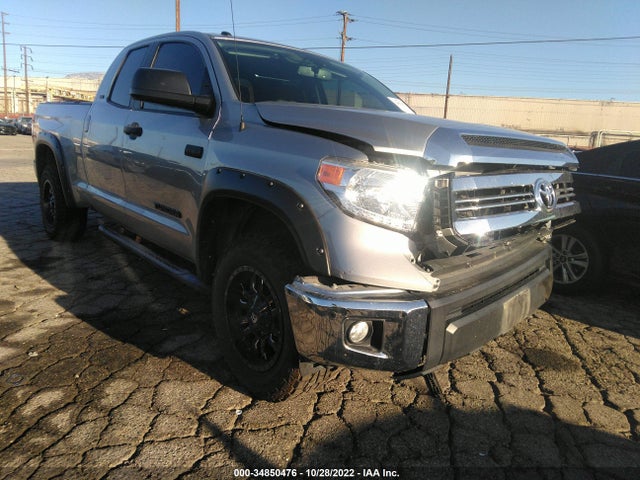 2017 Toyota Tundra, VIN: 5TFUY5F11HX658257