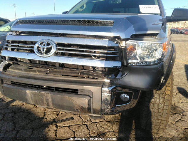 2017 Toyota Tundra, VIN: 5TFUY5F11HX658257