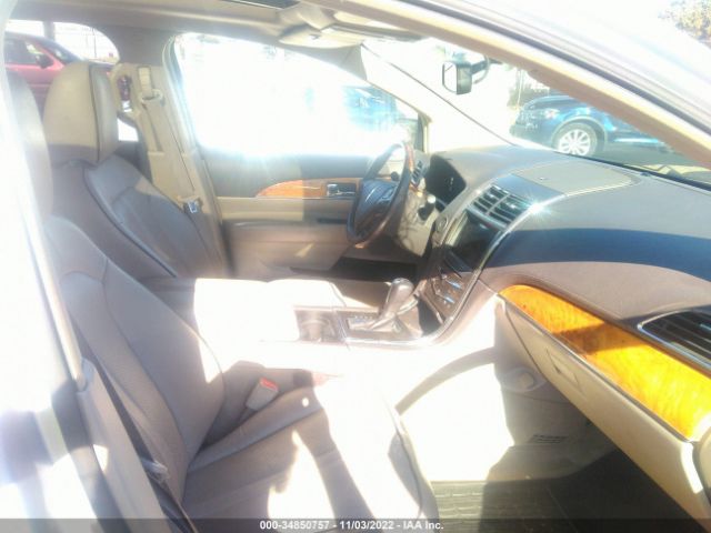 2LMDJ8JK8BBJ26444 Lincoln MKX