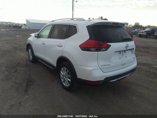 2017 Nissan Rogue, VIN: KNMAT2MV3HP567237