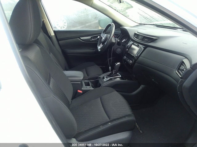 2017 Nissan Rogue, VIN: KNMAT2MV3HP567237