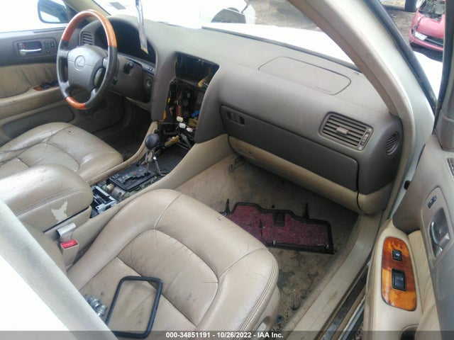 JT8BH28F9W0122692 Lexus LS 400 LUXURY SDN