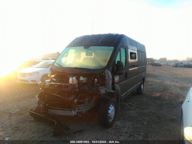 3C6TRVDG9JE151832 RAM Promaster Cargo Van