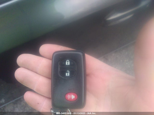 2015 Toyota Prius, VIN: JTDZN3EU6FJ019354