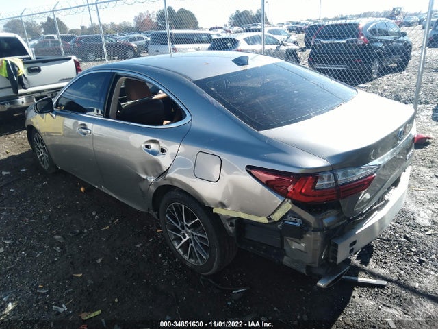 Lexus ES 2017 58ABK1GGXHU054717 Image 3