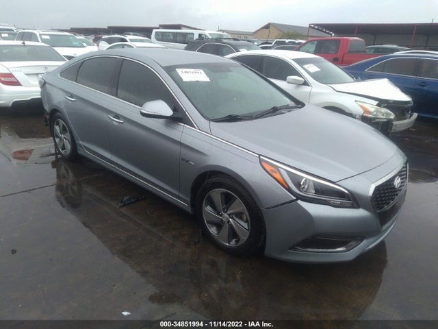 2016 Hyundai Sonata, VIN: KMHE34L12GA017097