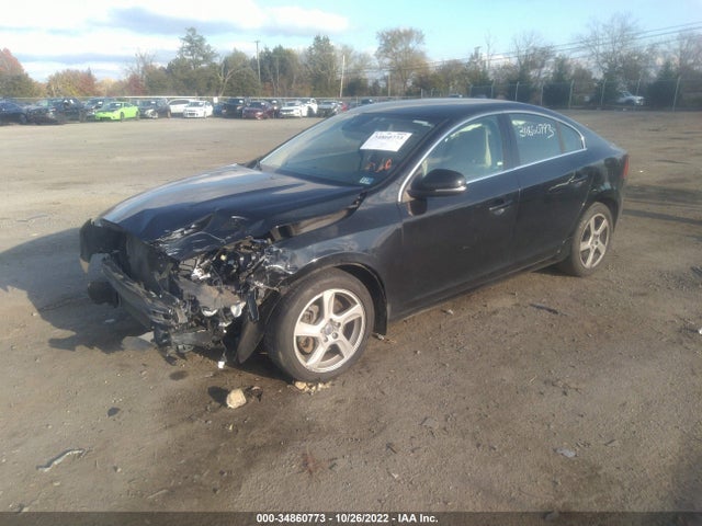 Volvo S60 T5 2012 YV1622FS9C2117636 Image 2