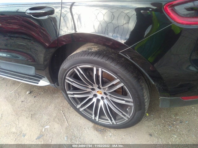2018 Porsche Macan, VIN: WP1AA2A54JLB12113
