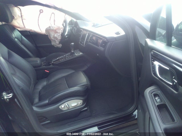 2018 Porsche Macan, VIN: WP1AA2A54JLB12113