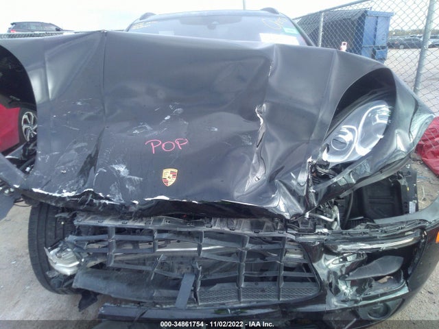 2018 Porsche Macan, VIN: WP1AA2A54JLB12113