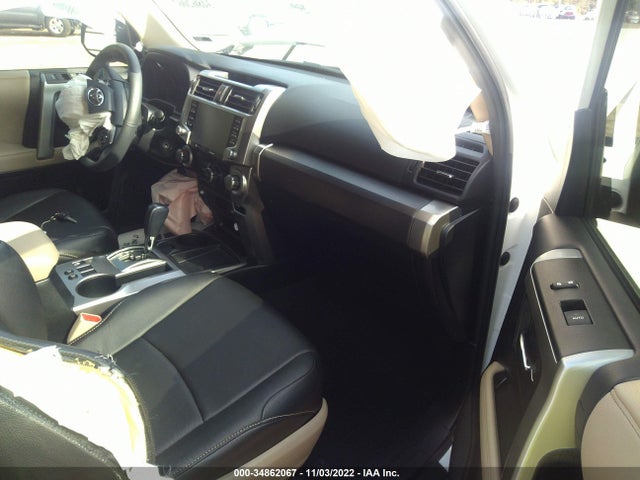 2021 Toyota 4Runner, VIN: JTEEU5JR5M5231243
