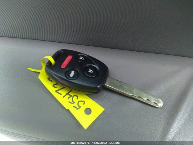2013 HONDA PILOT EX VIN: 5FNYF3H41DB044378