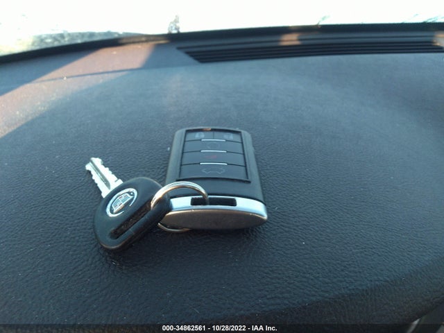 Cadillac DTS 2010 1G6KD5EY8AU137063 Image 3