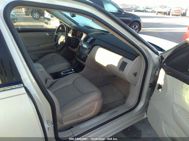 Cadillac DTS 2010 1G6KD5EY8AU137063 Image 6
