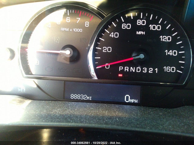 Cadillac DTS 2010 1G6KD5EY8AU137063 Image 8