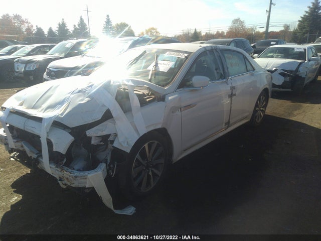 Lincoln Continental Standard 2020 1LN6L9PKXL5603022 Image 2