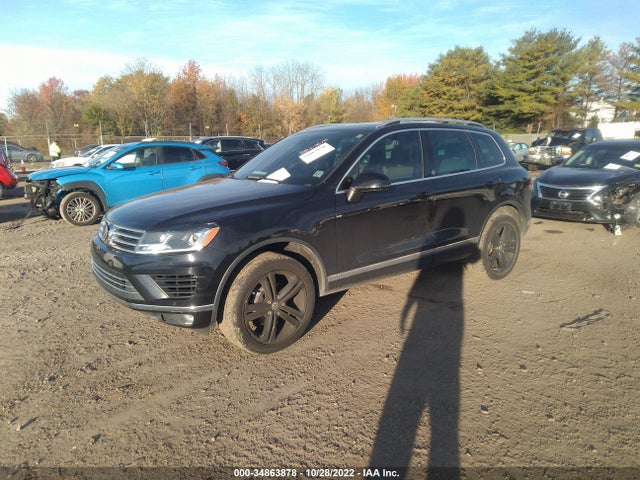 2017 Volkswagen Touareg, VIN: WVGRF7BP2HD001174
