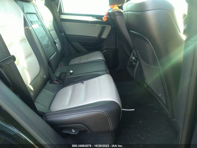 2017 Volkswagen Touareg, VIN: WVGRF7BP2HD001174