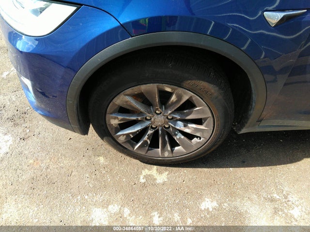 Tesla Model X 75d/100d/p100d 2018 5YJXCBE20JF111775 Image 12