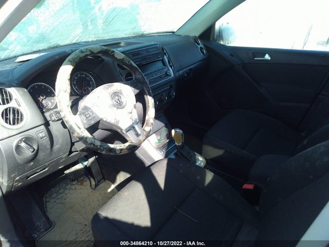 2014 VOLKSWAGEN TIGUAN S VIN: WVGAV3AX3EW602037