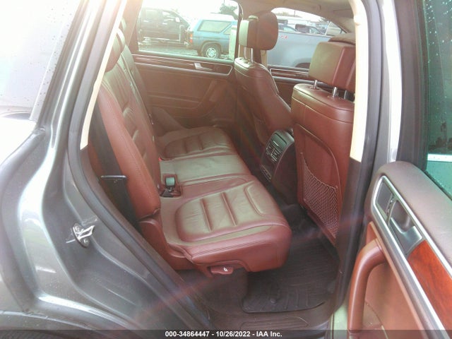 Volkswagen Touareg Lux 2013 WVGEF9BP2DD010350 Image 10