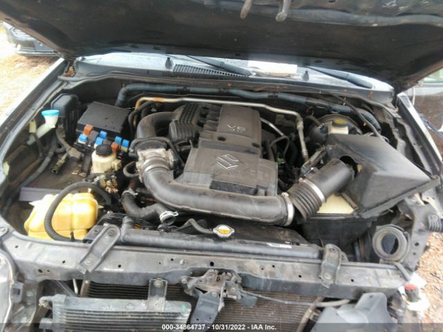 5Z61D0FV9BC424064 Suzuki Equator Sport