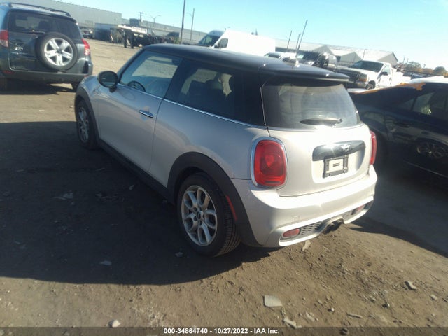 Mini COOPER HARDTOP 2015 WMWXP7C55F2C60241 Image 4