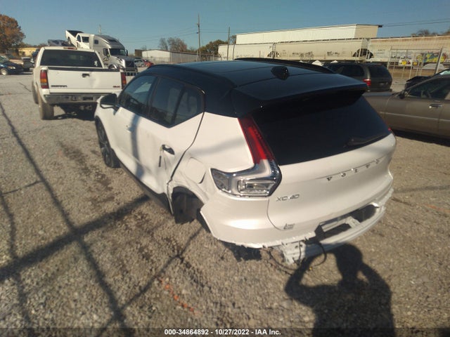 2022 Volvo XC40, VIN: YV4ED3UB1N2768179