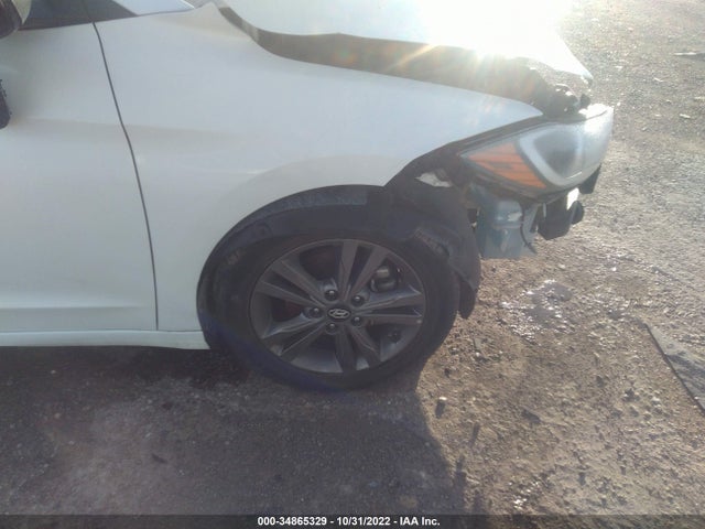 2018 HYUNDAI ELANTRA SEL VIN: 5NPD84LF4JH246944