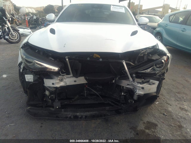 2017 Alfa Romeo Giulia, VIN: ZARFAEAV5H7543612