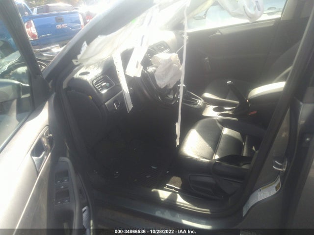 2017 VOLKSWAGEN JETTA 1.4T SE VIN: 3VWDB7AJ5HM221966