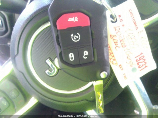 1C4HJXEN0LW114806 Jeep Wrangler Unlimited Sahara