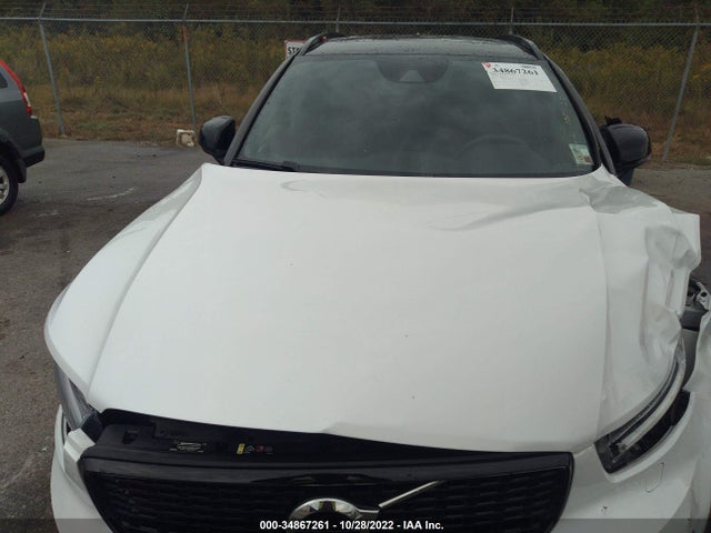 2020 Volvo XC40, VIN: YV4162UMXL2227701