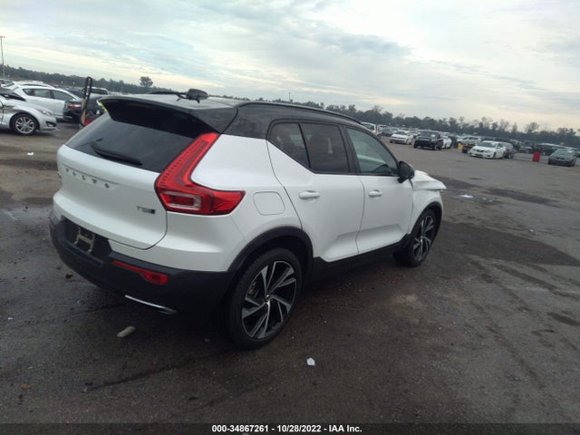 2020 Volvo XC40, VIN: YV4162UMXL2227701