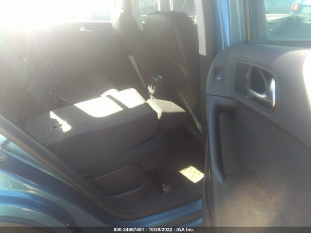 2017 VOLKSWAGEN TIGUAN VIN: WVGBV7AX7HK047889