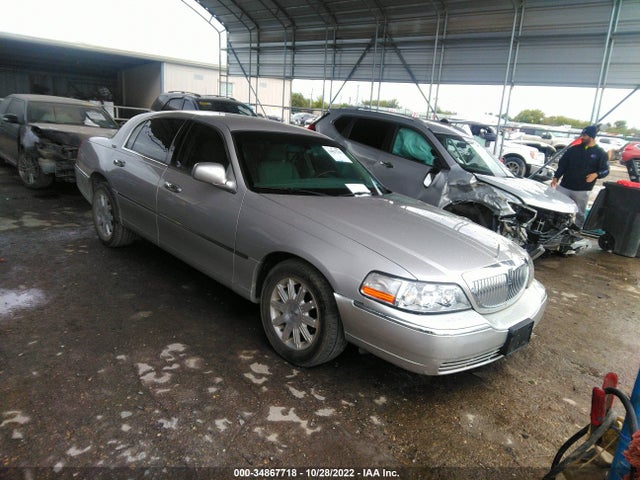 Lincoln Town Car Signature Limited 2009 2LNHM82V49X606507 main image