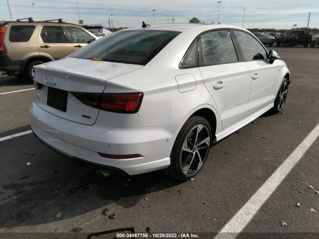 2020 Audi A3, VIN: WAUJEGFF4LA100124