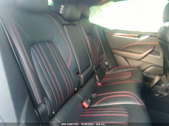 2017 Maserati Levante, VIN: ZN661XUL8HX210920