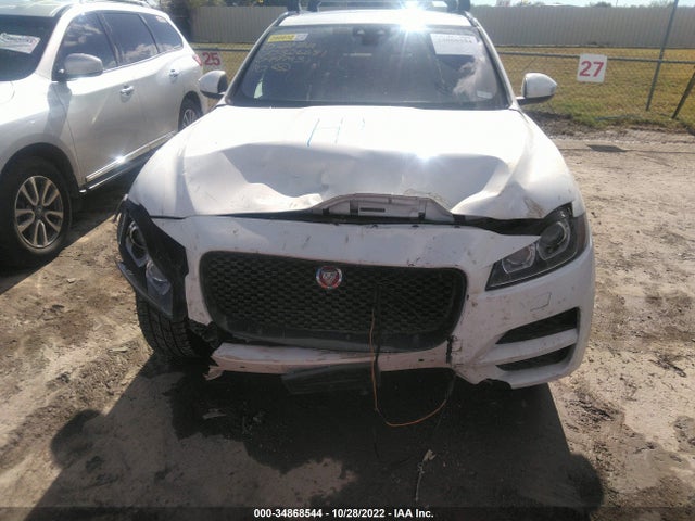 2017 Jaguar F-PACE, VIN: SADCJ2BVXHA099743