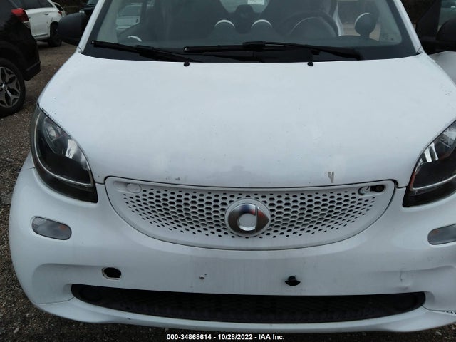 2016 Smart Fortwo, VIN: WMEFJ5DAXGK103837