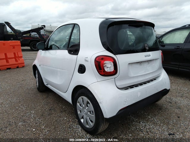 2016 Smart Fortwo, VIN: WMEFJ5DAXGK103837