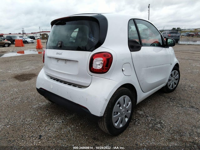 2016 Smart Fortwo, VIN: WMEFJ5DAXGK103837