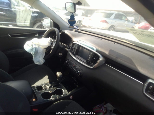 2019 Kia Sorento, VIN: 5XYPG4A38KG439356