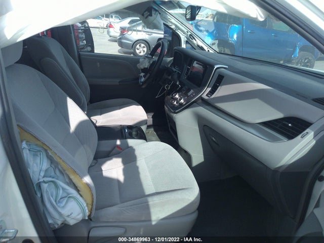 2016 Toyota Sienna, VIN: 5TDKK3DC9GS750335