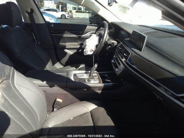 2022 BMW 7 Series, VIN: WBA7T2C09NCG82492