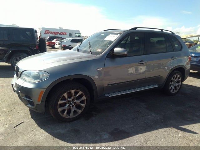 BMW X5 2012 5UXZV4C51CL990696 Image 2