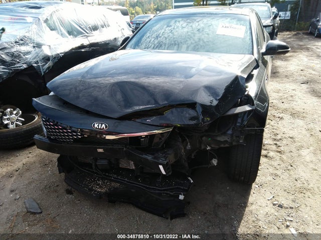 2017 Kia Optima, VIN: 5XXGV4L27HG171584