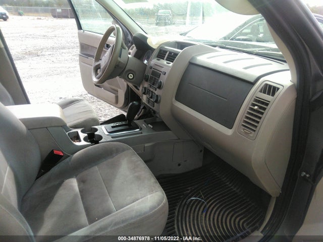 2011 FORD ESCAPE XLT VIN: 1FMCU9D72BKB35917