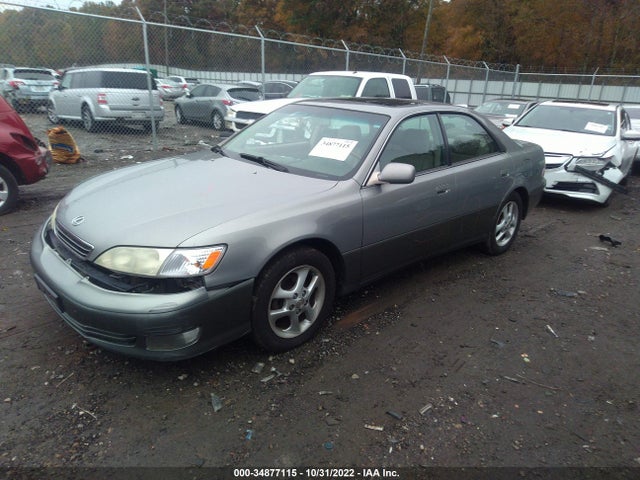 JT8BF28G810292923 Lexus ES 300